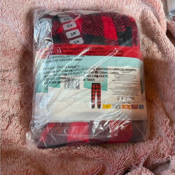 Kids Pajama Set - Gray and Red holiday fam jams - Picture 2 of 2